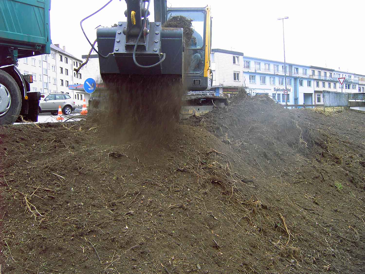 Экскаватор Volvo EC55 с ковшом Dappen B24-1000-50S