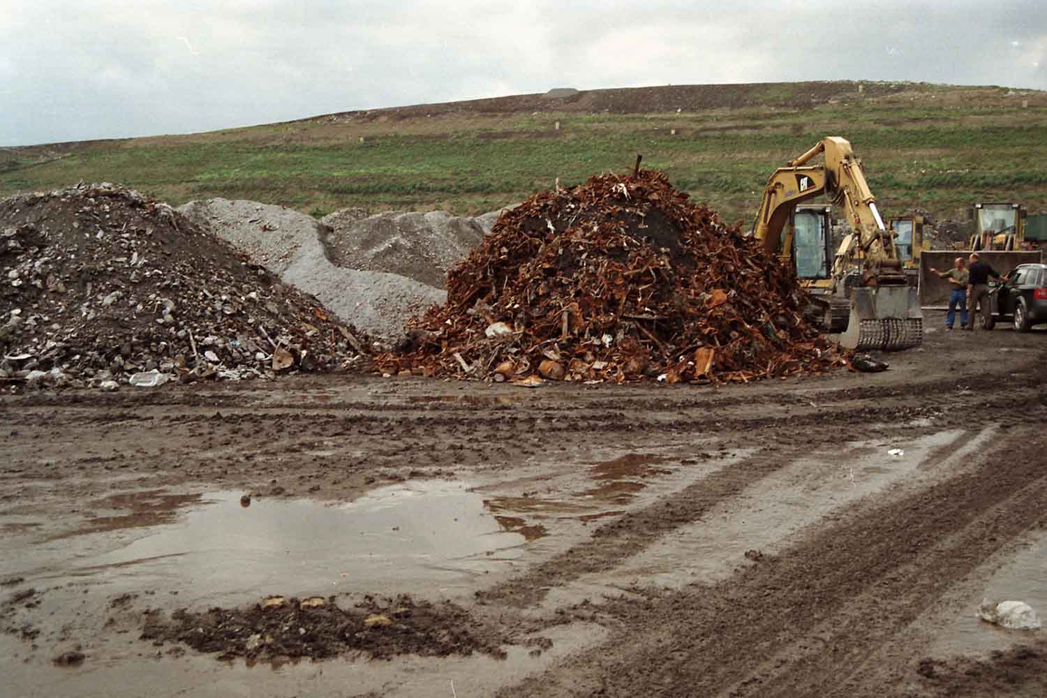 Экскаватор CAT 322 с ковшом Dappen B34-1200-60S